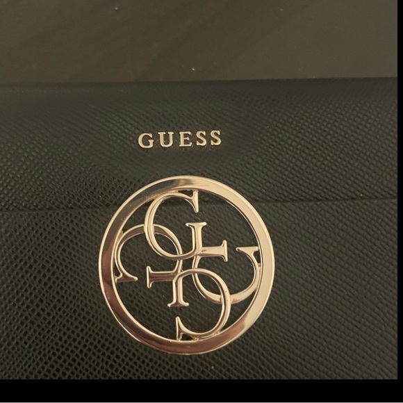 Guess Black wallet with Gold Emblem - Picture 2 of 4